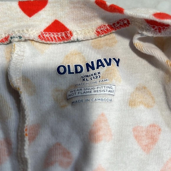 Old navy onsie - Picture 2 of 3